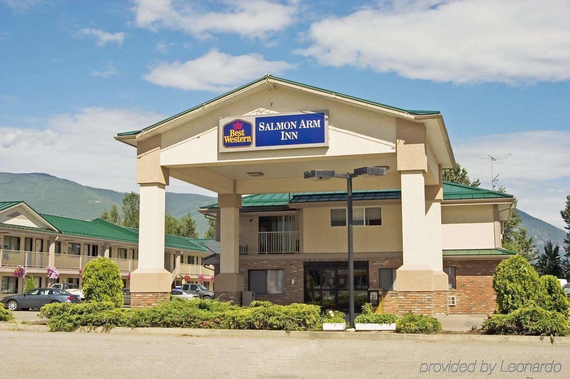 Surestay Plus Hotel By Best Western Salmon Arm Exterior foto